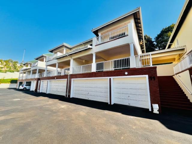 3 Bedroom Townhouse For Sale in Mount Edgecombe North