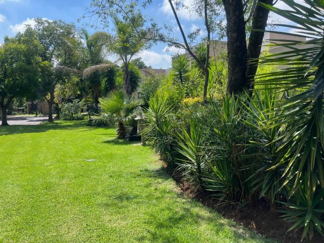 3 Bedroom Townhouse For Sale in New Market