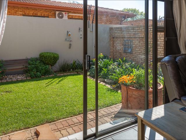 3 Bedroom Townhouse For Sale in New Redruth