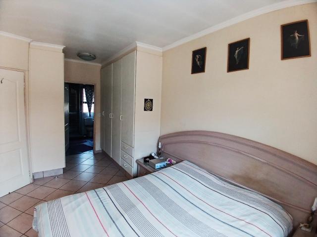 3 Bedroom Townhouse For Sale in New Redruth
