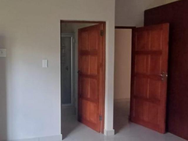 3 Bedroom Townhouse For Sale in New Redruth