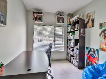3 Bedroom Townhouse For Sale in North Riding