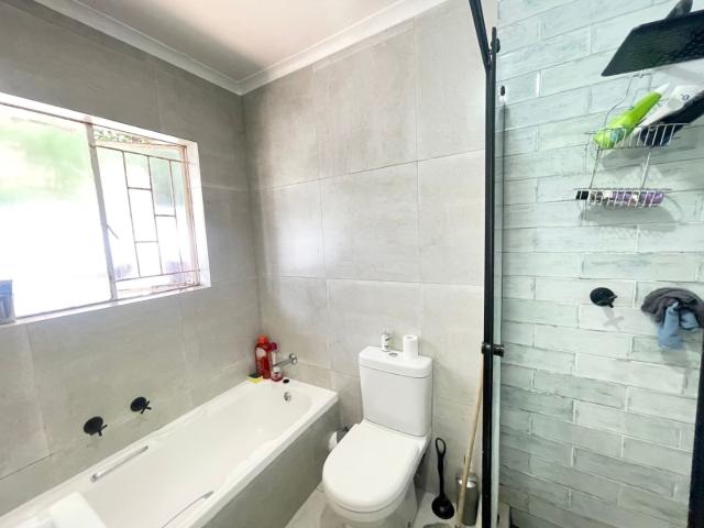3 Bedroom Townhouse For Sale in Northwold
