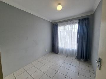 3 Bedroom Townhouse For Sale in Ormonde