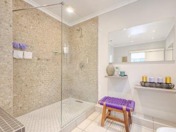 3 Bedroom Townhouse For Sale in Atholl