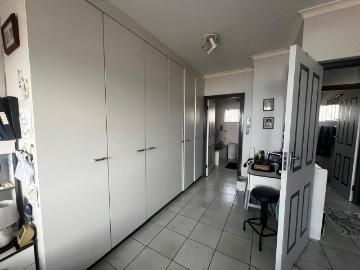 3 Bedroom Townhouse For Sale in Athlone Park