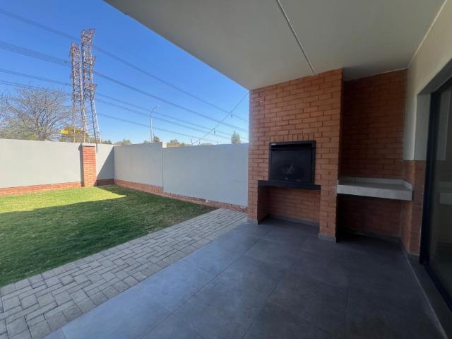 3 Bedroom Townhouse For Sale in Alberante