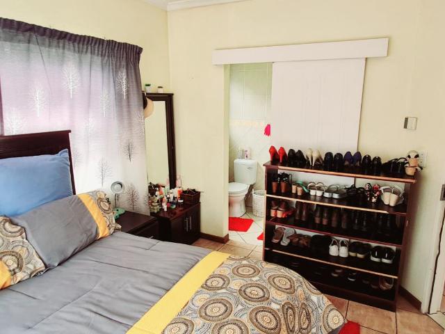 3 Bedroom Townhouse For Sale in Alberton Central