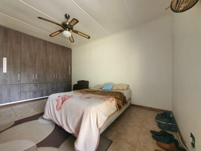3 Bedroom Townhouse For Sale in Amanzimtoti