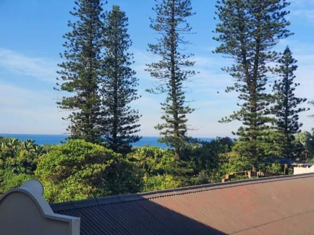 3 Bedroom Townhouse For Sale in Amanzimtoti