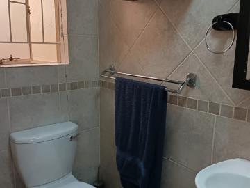 3 Bedroom Townhouse For Sale in Amberfield Heights