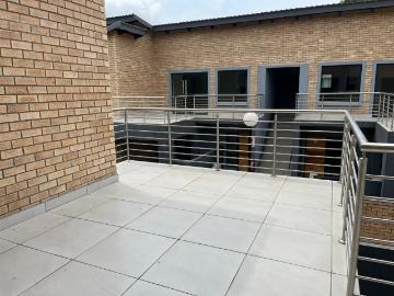 3 Bedroom Townhouse For Sale in Aquapark