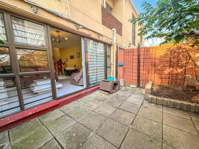 3 Bedroom Townhouse For Sale in Bulwer