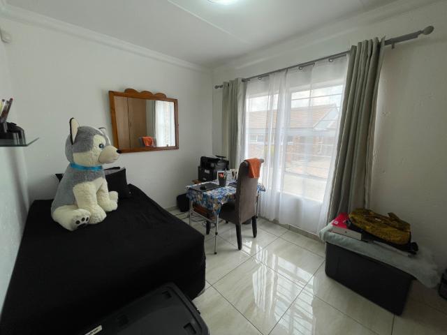 3 Bedroom Townhouse For Sale in Bartlett