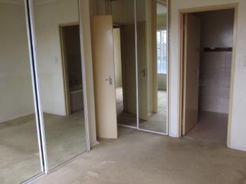3 Bedroom Townhouse For Sale in Bedford Gardens