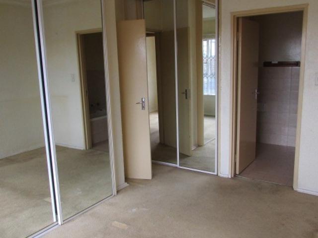 3 Bedroom Townhouse For Sale in Bedford Gardens