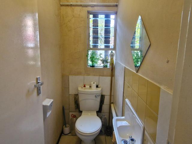 3 Bedroom Townhouse For Sale in Bedford Gardens