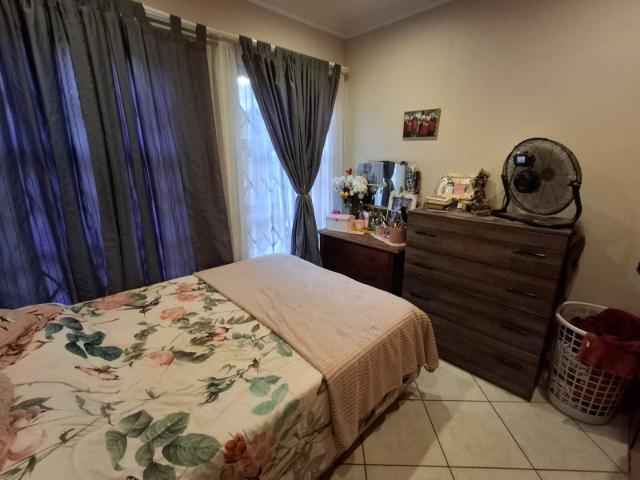 3 Bedroom Townhouse For Sale in Bergsig