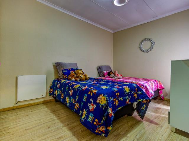 3 Bedroom Townhouse For Sale in Birchleigh North