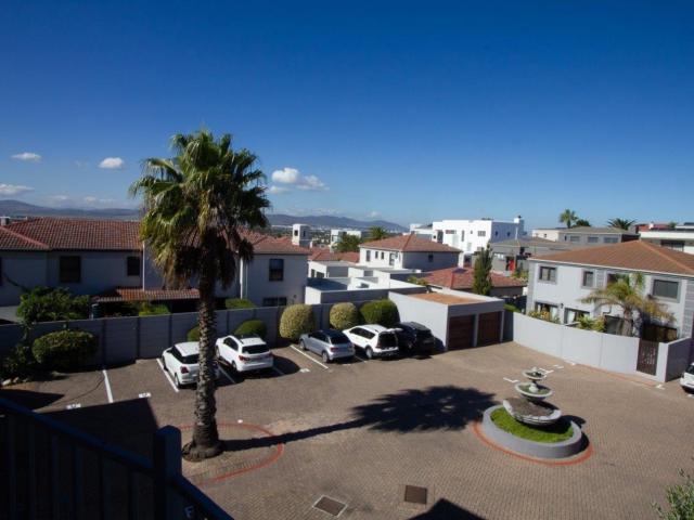 3 Bedroom Townhouse For Sale in Blouberg Sands