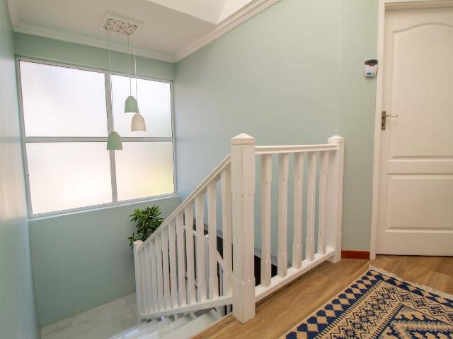 3 Bedroom Townhouse For Sale in Bluff