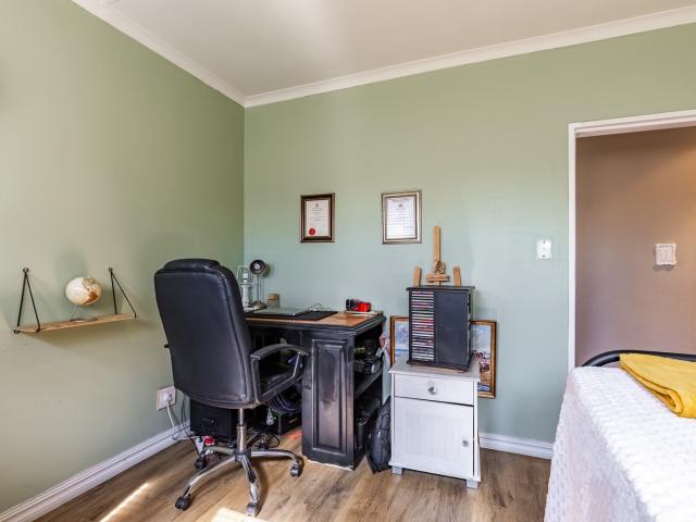 3 Bedroom Townhouse For Sale in Boardwalk Meander