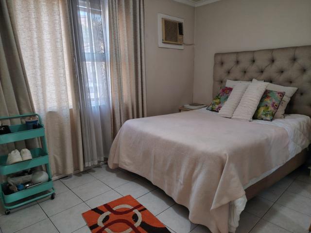 3 Bedroom Townhouse For Sale in Bonela
