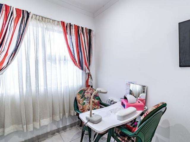 3 Bedroom Townhouse For Sale in Brackendowns