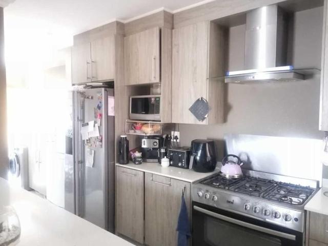 3 Bedroom Townhouse For Sale in Brackenhurst