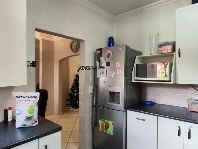 3 Bedroom Townhouse For Sale in Brackenhurst