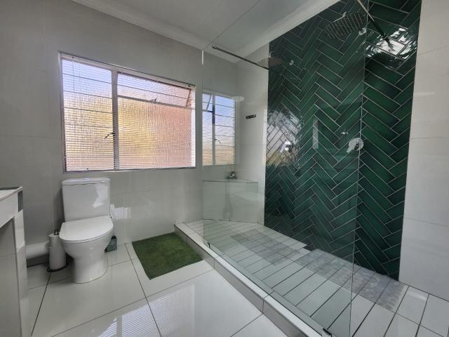 3 Bedroom Townhouse For Sale in Brackenhurst