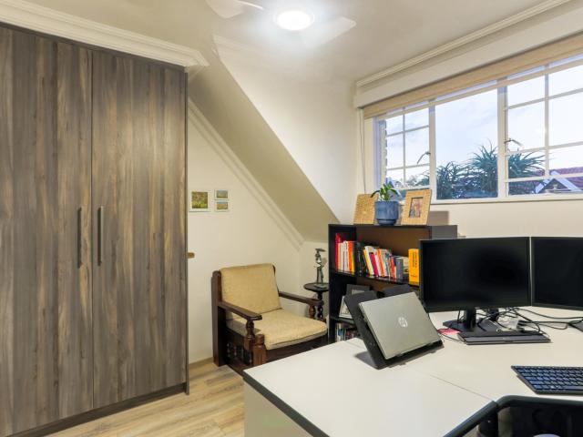 3 Bedroom Townhouse For Sale in Bromhof