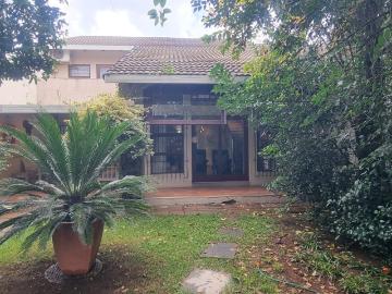 3 Bedroom Townhouse For Sale in Bryanston