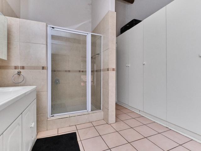 3 Bedroom Townhouse For Sale in Bryanston