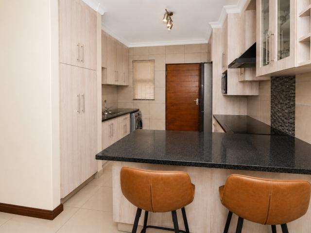 3 Bedroom Townhouse For Sale in Cashan