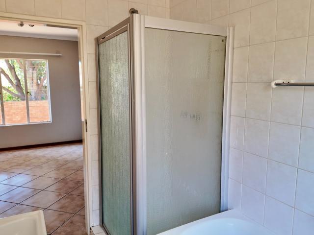 3 Bedroom Townhouse For Sale in Cashan