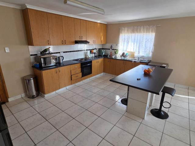 3 Bedroom Townhouse For Sale in Cleland