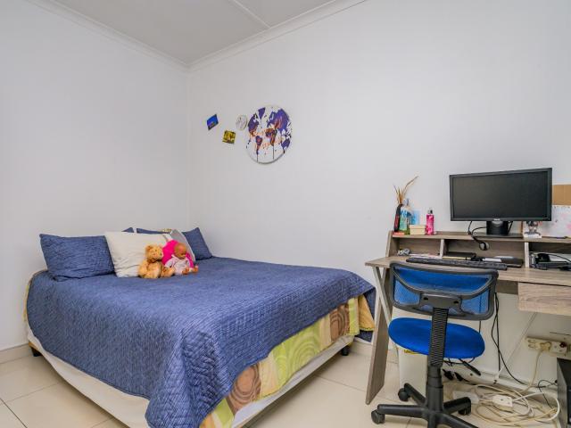 3 Bedroom Townhouse For Sale in Cowies Hill Park