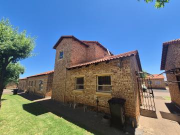 Dawn Park, Lesedi Local Municipality, Sedibeng District Municipality, Gauteng, South Africa