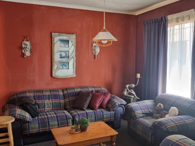3 Bedroom Townhouse For Sale in Del Judor Ext 4