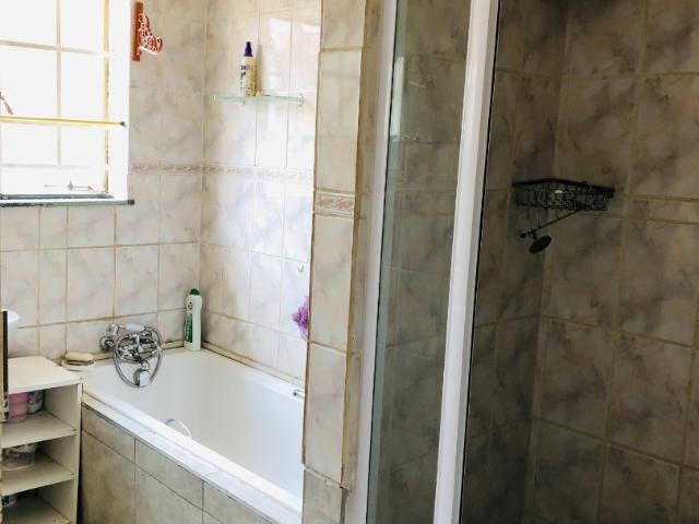 3 Bedroom Townhouse For Sale in Delville