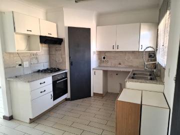 3 Bedroom Townhouse For Sale in Die Wilgers