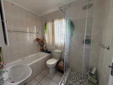 3 Bedroom Townhouse For Sale in Die Heuwel