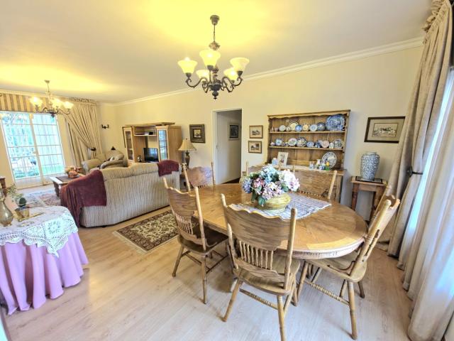 3 Bedroom Townhouse For Sale in Doringkruin