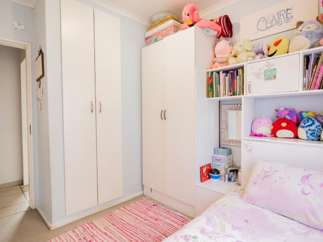 3 Bedroom Townhouse For Sale in Douglasdale