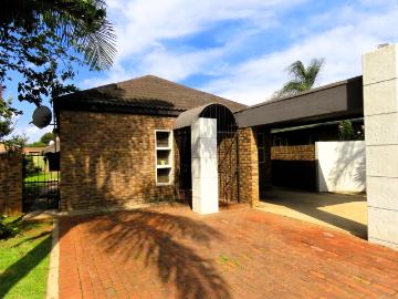 East Lynne, City of Tshwane Metropolitan Municipality, Gauteng, South Africa