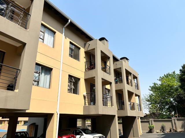 3 Bedroom Townhouse For Sale in Eastleigh Ridge