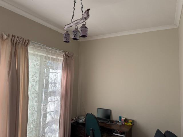 3 Bedroom Townhouse For Sale in Edendale