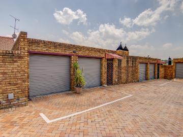 Van Riebeeck Park, City of Ekurhuleni Metropolitan Municipality, Gauteng, South Africa