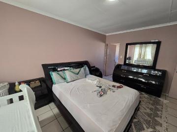 3 Bedroom Townhouse For Sale in Elandspark